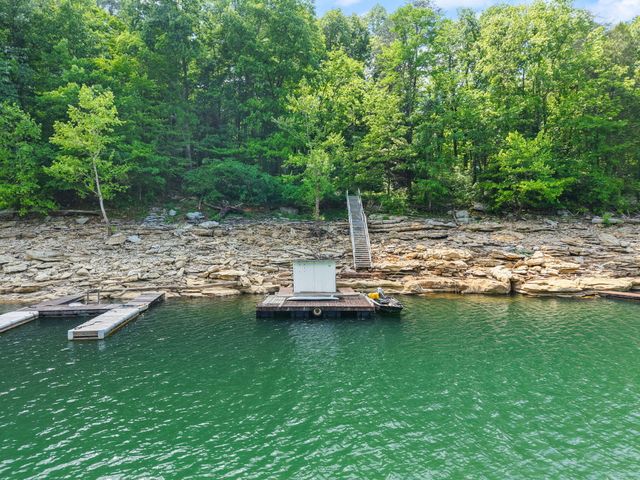 715 George Hardwick Drive, Bronston, KY 42518