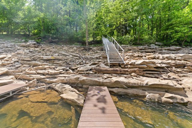 715 George Hardwick Drive, Bronston, KY 42518