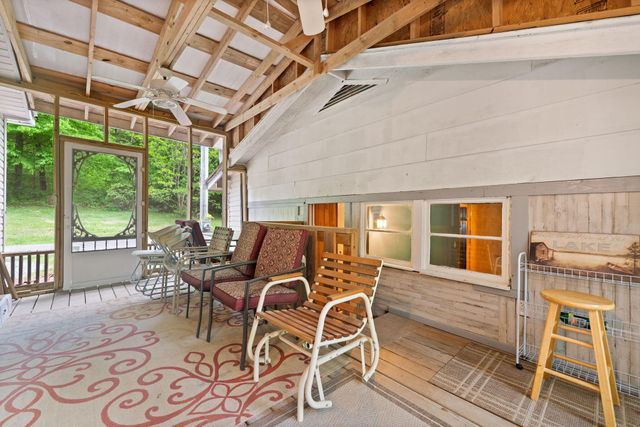 715 George Hardwick Drive, Bronston, KY 42518
