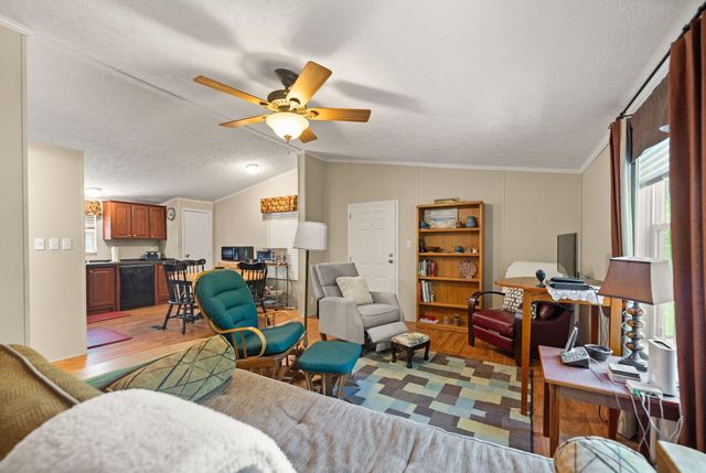 715 George Hardwick Drive, Bronston, KY 42518
