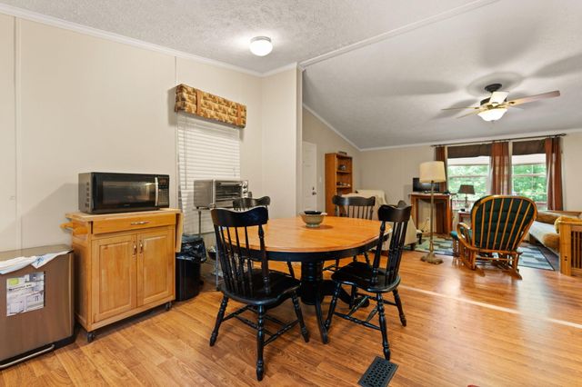 715 George Hardwick Drive, Bronston, KY 42518