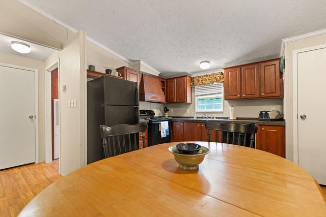 715 George Hardwick Drive, Bronston, KY 42518