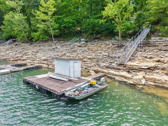 715 George Hardwick Drive, Bronston, KY 42518