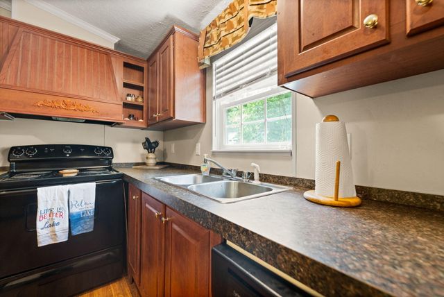 715 George Hardwick Drive, Bronston, KY 42518