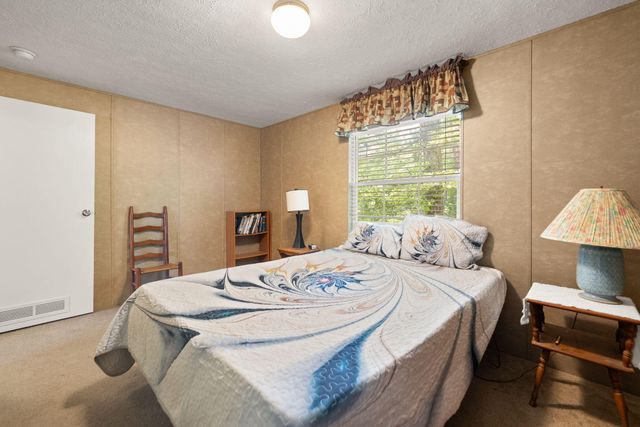 715 George Hardwick Drive, Bronston, KY 42518