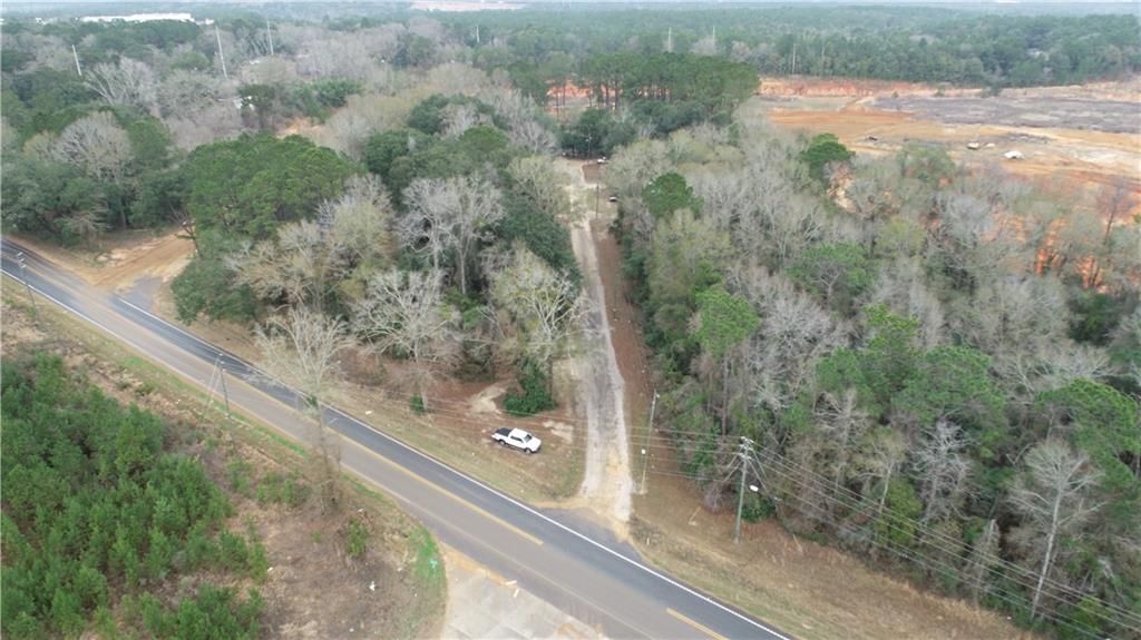 4560 Lott Road W, Eight Mile, AL 36613 — exterior