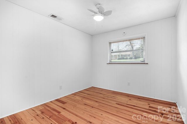 183 Kingsway Circle, Charlotte, NC 28214