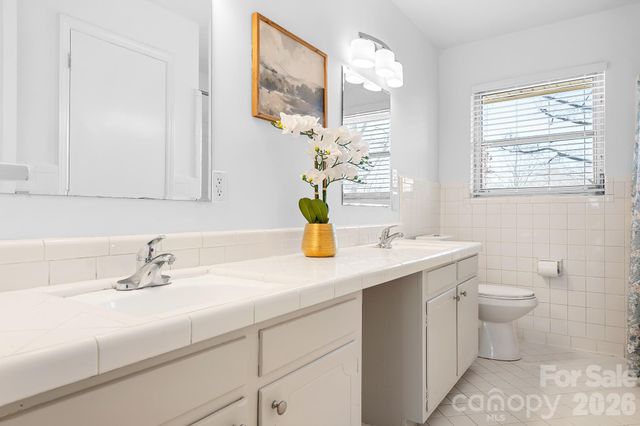 183 Kingsway Circle, Charlotte, NC 28214