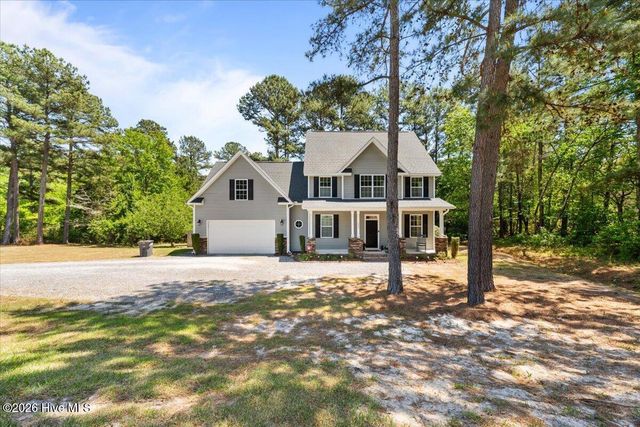 292 Spring Meadows Drive, Aberdeen, NC 28315