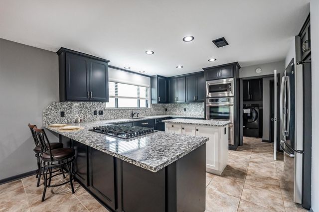 479 Cherry Hills Drive, Huntsville, TX 77340