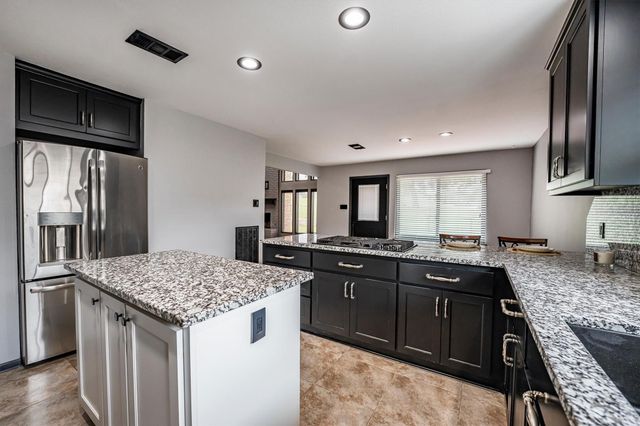 479 Cherry Hills Drive, Huntsville, TX 77340