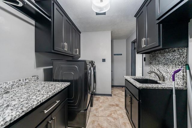 479 Cherry Hills Drive, Huntsville, TX 77340