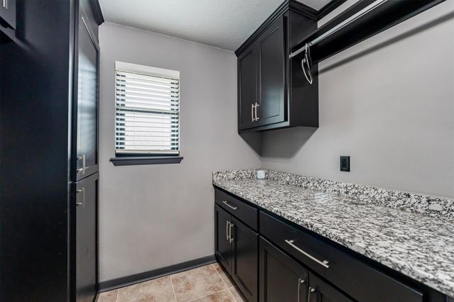 479 Cherry Hills Drive, Huntsville, TX 77340