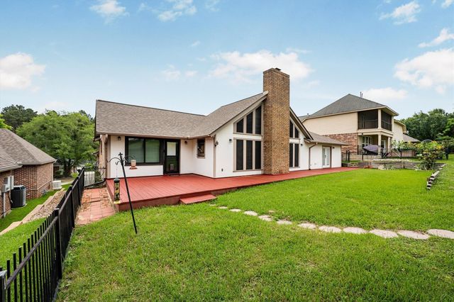 479 Cherry Hills Drive, Huntsville, TX 77340