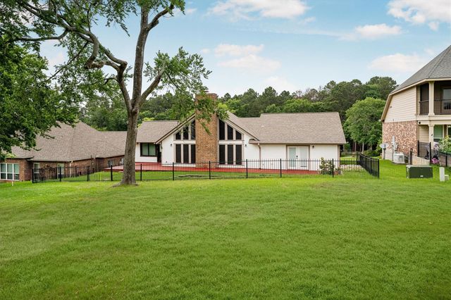 479 Cherry Hills Drive, Huntsville, TX 77340