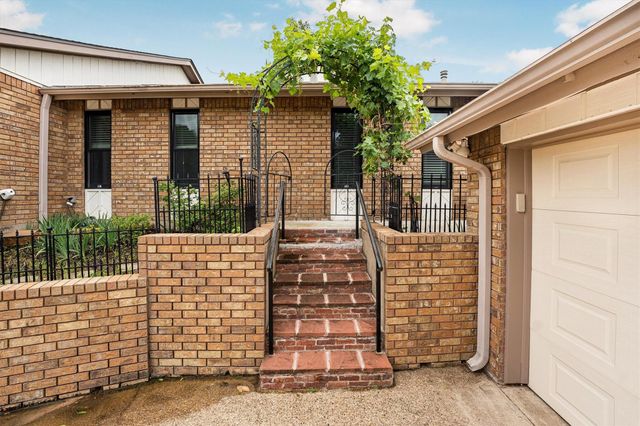 479 Cherry Hills Drive, Huntsville, TX 77340