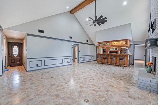 479 Cherry Hills Drive, Huntsville, TX 77340