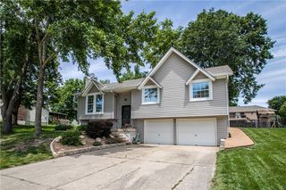 1002 NE Cedar Street, Lee's Summit, MO 64086