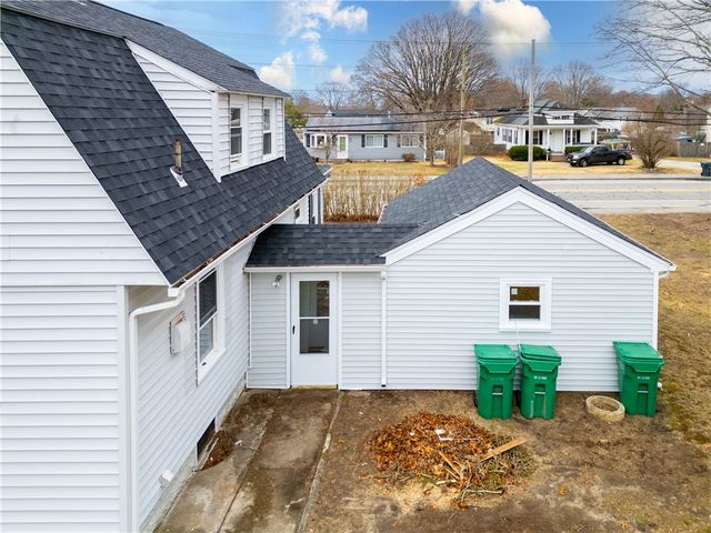 1853 WEST SHORE Road, Warwick, RI 02886