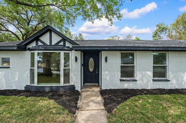 10730 Wickersham Lane, Houston, TX 77042