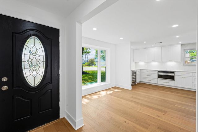 10730 Wickersham Lane, Houston, TX 77042