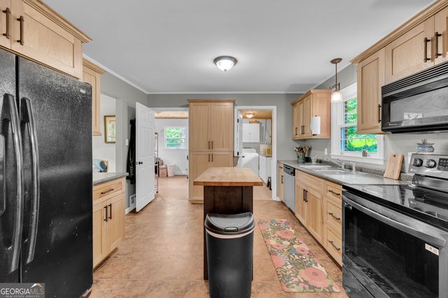 87 Furman Street, Toccoa, GA 30577