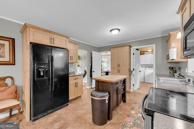 87 Furman Street, Toccoa, GA 30577