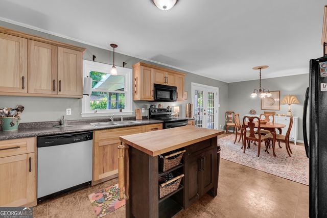 87 Furman Street, Toccoa, GA 30577
