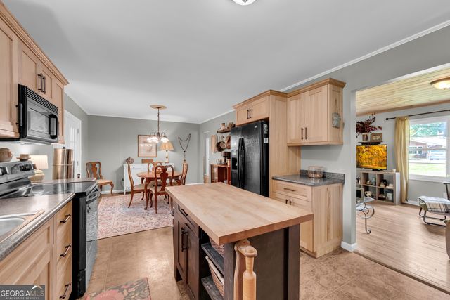87 Furman Street, Toccoa, GA 30577