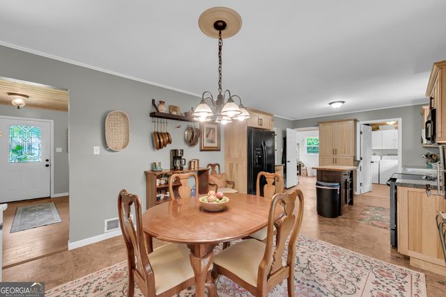 87 Furman Street, Toccoa, GA 30577