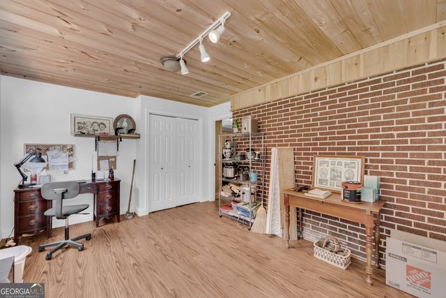 87 Furman Street, Toccoa, GA 30577