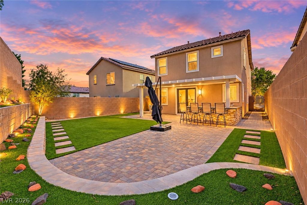 7707 Lone Shepherd Drive, Las Vegas, NV 89166 — exterior