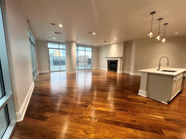 8066 Park Lane 601, Dallas, TX 75231