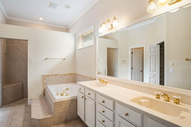 10734 WOODCHASE CIRCLE, Orlando, FL 32836