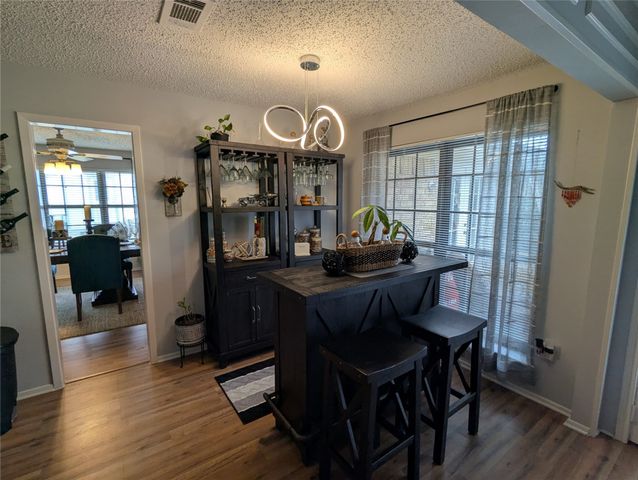 2827 Cross Timbers Drive, Irving, TX 75060