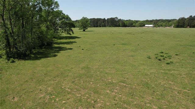 934 Jones Road, New Waverly, TX 77358