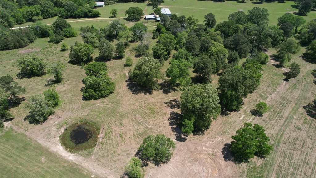 934 Jones Road, New Waverly, TX 77358