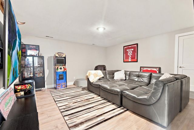 1143 Crisp Springs Dr, Franklin, TN 37064