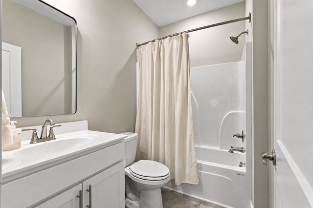 1143 Crisp Springs Dr, Franklin, TN 37064