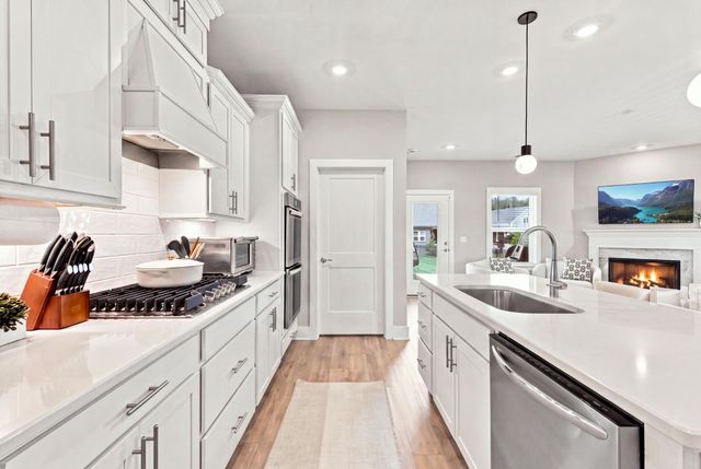 1143 Crisp Springs Dr, Franklin, TN 37064