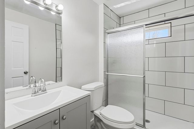 212 S 5th Street, Belen, NM 87002