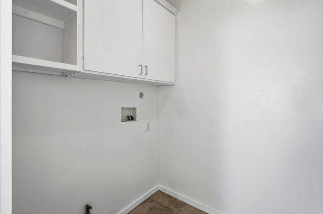 212 S 5th Street, Belen, NM 87002