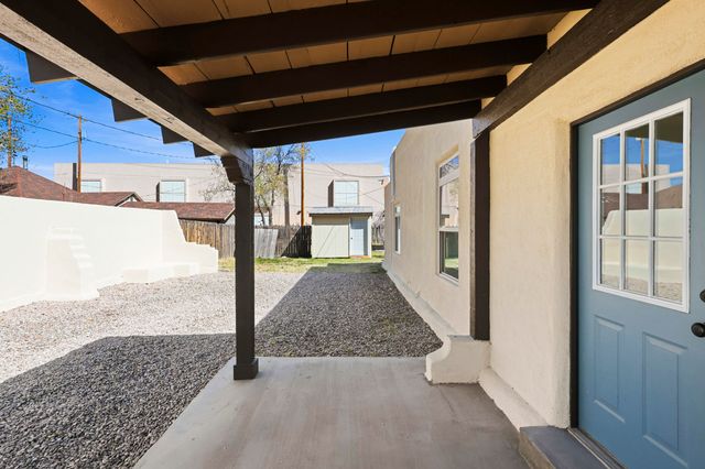 212 S 5th Street, Belen, NM 87002