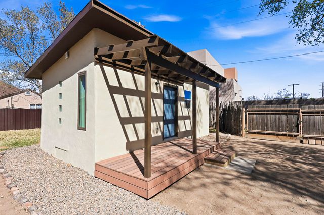 212 S 5th Street, Belen, NM 87002