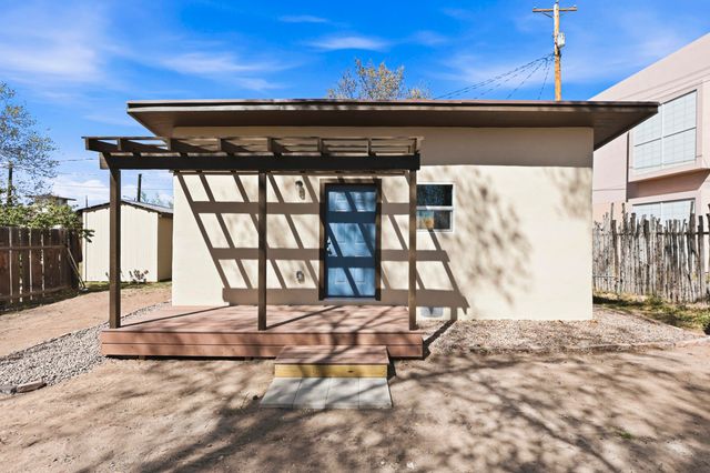 212 S 5th Street, Belen, NM 87002