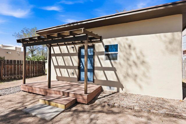 212 S 5th Street, Belen, NM 87002