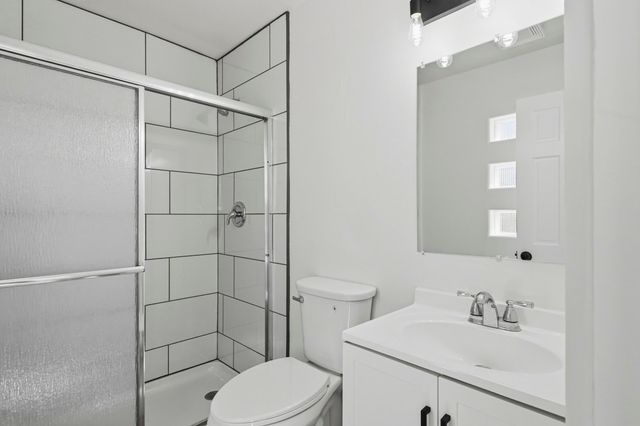 212 S 5th Street, Belen, NM 87002