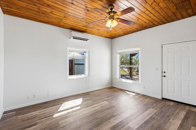 212 S 5th Street, Belen, NM 87002