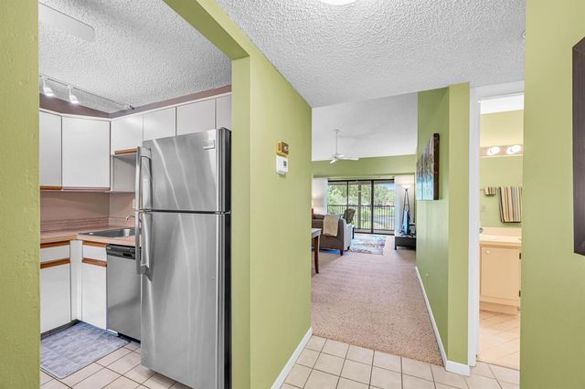 3123 Carambola Circle S 3123, Coconut Creek, FL 33066
