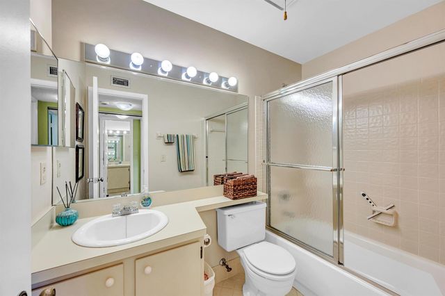 3123 Carambola Circle S 3123, Coconut Creek, FL 33066